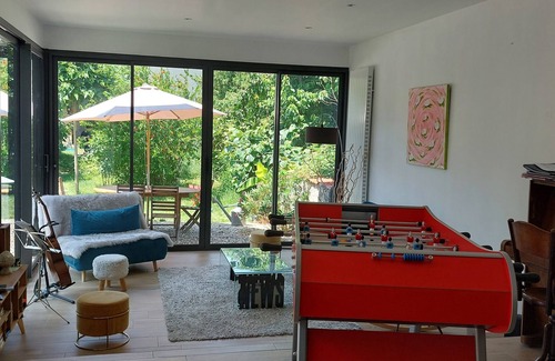 Bussiere - Cadiere House | Petite Maison Avec Jardin à 4 Stations de Métro du Centre de Lyon