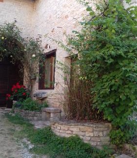 La Neuvelle-les-Scey House | petite maison au paradis