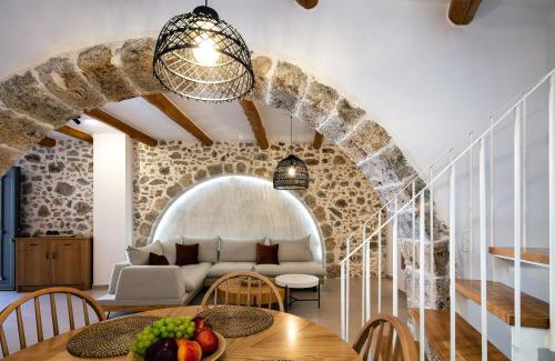Mirthios House | Petrino Two-Bedroom House in Mirthios