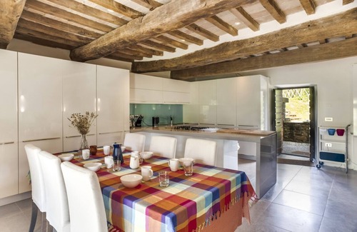Gubbio Villa | Petronella - Three Bedroom Villa, Sleeps 6