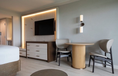 Shipyard Plantation Hotel | Pets are Welcome! Beachfront Resort with two pools!