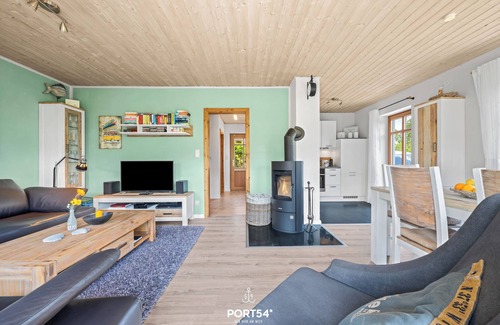 Kronsgaard House | Pfefferminza - fireplace, Finnish sauna, shower, terrace, dryer, parking space