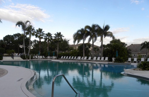 Port Saint Lucie Condo | PGA Village - Castle Pines - Golf Resort
