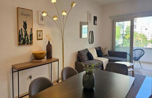 Acropolis Apartment | Phaedrus Living: City Centre Luxury Flat Esperidon 201