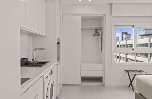 Historical Center Apartment | Phaedrus Living: Limassol Seaside Residences 05