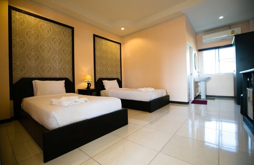 Ban Dung Hotel | Pharadhevi