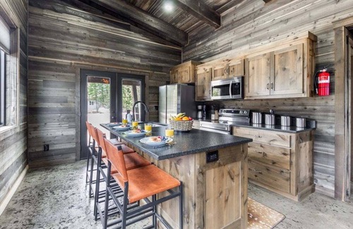 Last Chance House | Pheasant Tail Villa/Cozy Cabin/World class Fishing/Fire pit/BBQ