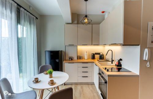 Nea Makri House | Phevos & Athena Luxury Suite With View In Nea Makri