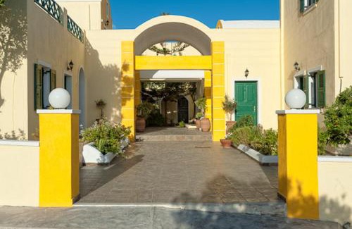Perissa Apartment | Phevos Villa