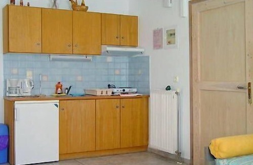 Agios Vasileios Hotel | Phoenix Apartments