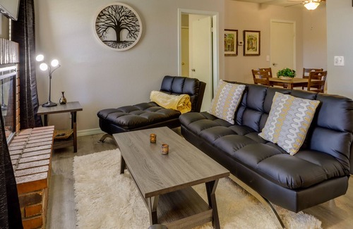 South Mountain Condo | Phoenix Condo w/ Community Pool!