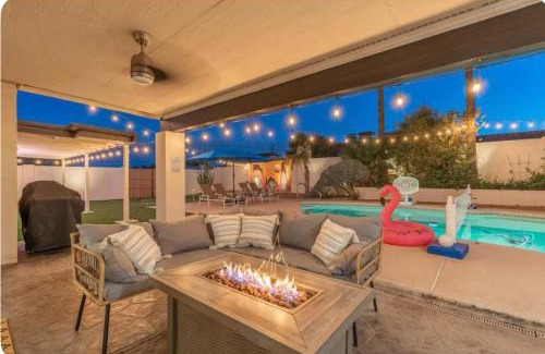 Paradise Valley Village House | Phoenix Oasis I Free Heated Pool I Mini Golf I Luxe 4BR