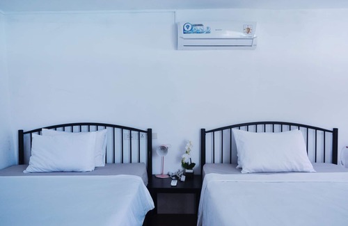 Puerto Galera Resort | Phoenix PG Diving Resort (Twin/Single Bed Room)