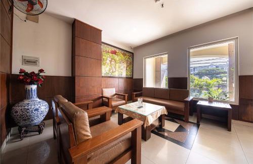 District 9 Hotel | Phong Lan 2 Hotel