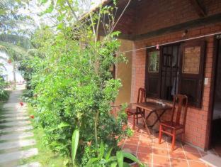 Duong Dong Resort | Phu Quoc Kim - Bungalow On The Beach