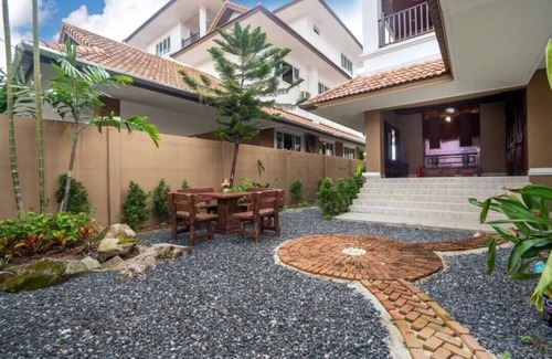 Talat Yai Villa | Phuket Seaview 3-Bedroom Pool Villa By Angel Pool Villa Phuket