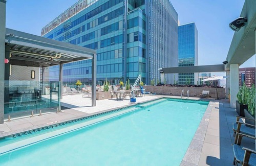 Downtown Phoenix Apartment | PHX Getaway+Pool+Murphy Bed+Downtown Studio