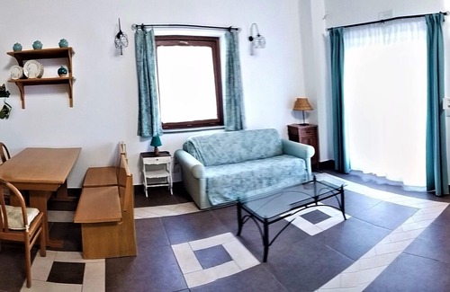 Grotte di Castro Apartment | Pian del Grano organic farm one step away from Tuscany and Umbria