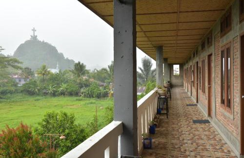 Rantepao Hotel | PIAS POPPIES HOTEL