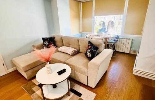 Old Town Apartment | Piata Ovidiu 14