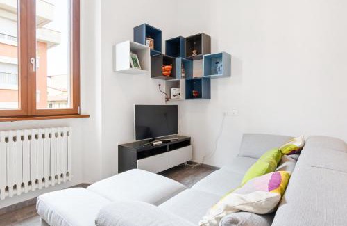 Campo di Marte Apartment | Piazza Alberti Apartment with Terrace
