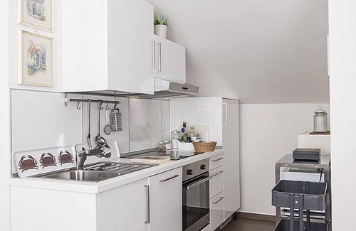 Chiavari Apartment | Piazzetta dei Pescatori Ancient House Gotuzzo apartment, 'Il Brigantino'