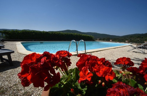 Lisciano Niccone Villa | PICCOLO BORGO in EXCLUSIVE in the green, Colline del Trasimeno - OCTOBER OFFERS
