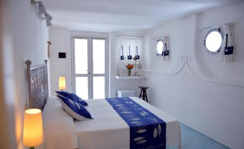 Ponza Hotel | Piccolo Hotel Luisa