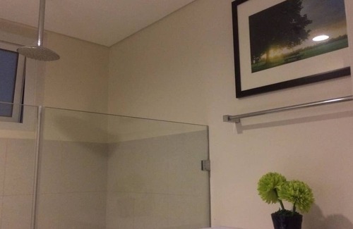 Tanauan City Apartment | Pico de Loro Beach and Country Club 1br Suite