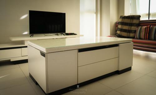 Nasugbu Apartment | Pico de Loro Cove Hamilo Coast, Apartment 519, Corner Studio Unit, Jacana B Condominium