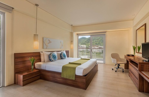 Nasugbu Resort | Pico Sands Hotel
