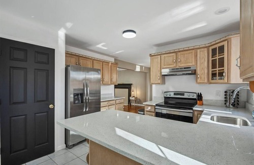 Thompson Ridge Villa | Picturesque, Cozy & Fun ~ GameRoom ~ Spacious Yard