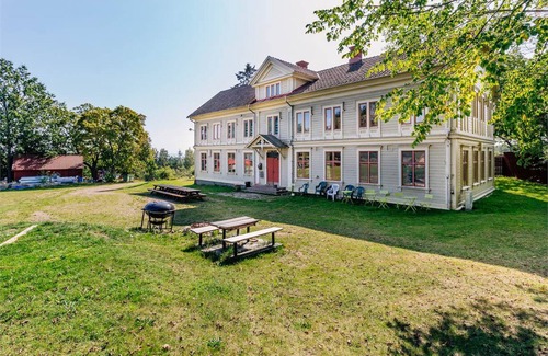 Norra Fagelas House | Piece of Hjo Vandrarhem