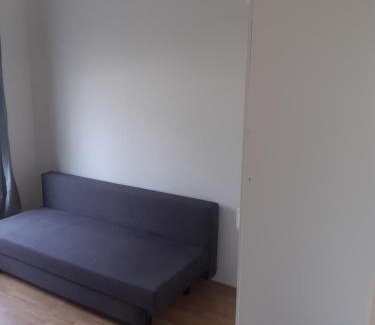 Kalvola Apartment | Pieni ja edullinen asunto Iittalan keskustassa