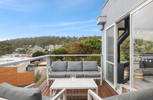 Lorne Apartment | Pier Vista - Exceptional panoramic beach views