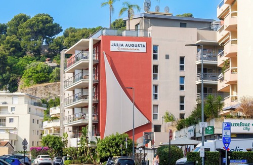 Roquebrune-Cap-Martin House | Pierre & Vacances Residence Premium Julia Augusta