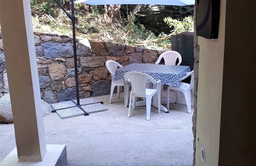 Isolaccio-di-Fiumorbo Apartment | Pietrapola. Garden level 3 * RIVER BORDER, SEA 15 mn