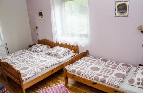 Badacsonyors Bed & Breakfast | Pigál Panzió