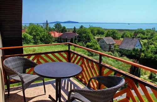 Badacsonyors Bed & Breakfast | Pigál Panzió