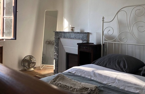 Labretonie Apartment | Pigeonnier (small tower) on Farmhouse with Vineyard