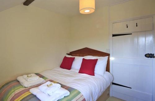 Beccles House | Piglet Cottage. A well equipped home from home.
