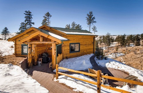 Woodland Park Cabin | Pikes Peak Ranch - Bear Den Cabin