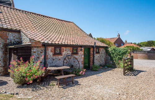 Bacton House | Pilgrims Prospect - Two Bedroom House, Sleeps 4