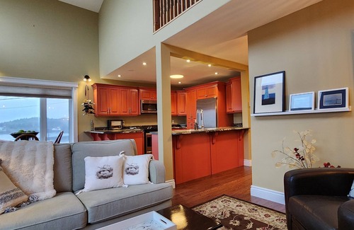 Pilley's Island House | Pilley's Perch - Entire home in Pilley's Island, Canada. Beautiful Ocean View