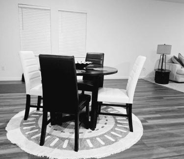 Weston House | Pilot Point Luxe Retreat 5BR
