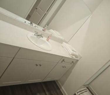 Weston House | Pilot Point Luxe Retreat 5BR
