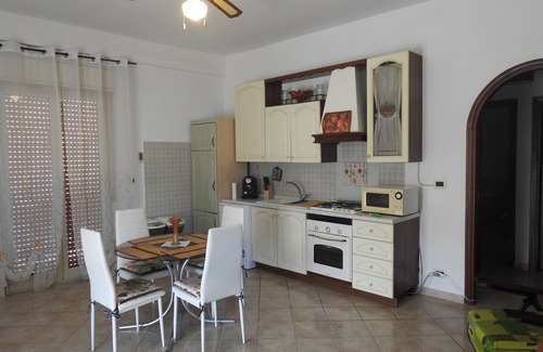Capaci Apartment | Pina about 200 from the beach