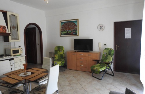 Capaci Apartment | Pina about 200 from the beach