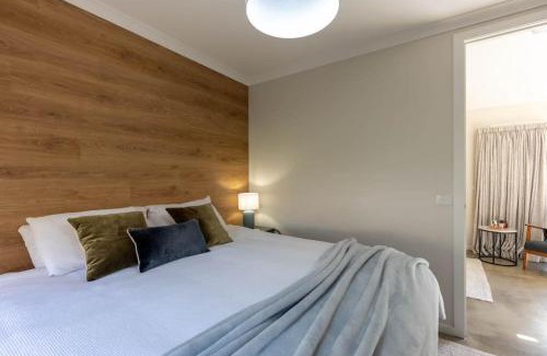 Balnarring House | Pine Beach Guest House in the Heart of Balnarring