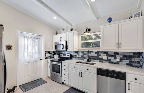Jekyll Island House | Pine Grove: 1 BR, 1 BA in Jekyll Island, Sleeps 4
